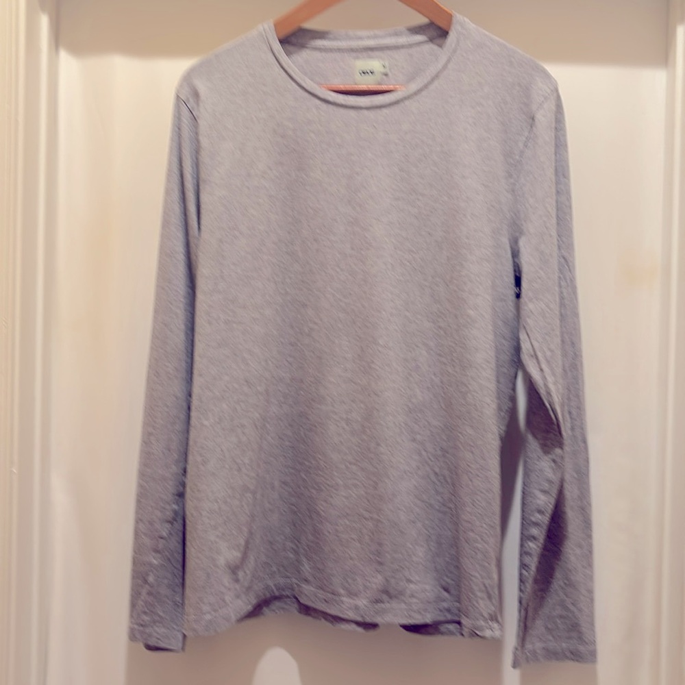 NWOT  ASOS Men’s Long Sleeve Tee Size Medium Light Gray. - Picture 4 of 9